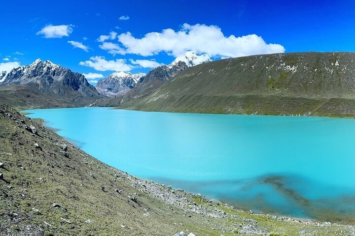 singrenacocha-lake-tour
